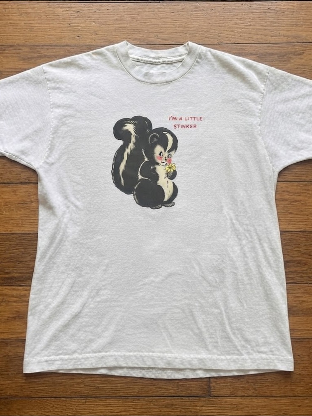 Gildan Ash Grey T-Shirt Cute Skunk Flower Tee